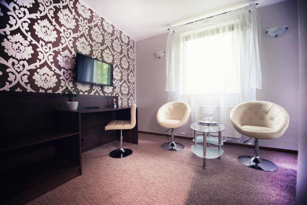 Makara Hotel Katowice Værelse billede